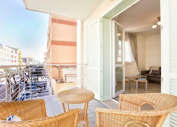 Sardinia Re - Fanny's House アパート *