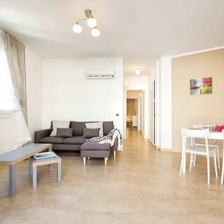 Sardinia Re - Fanny's House דירה *